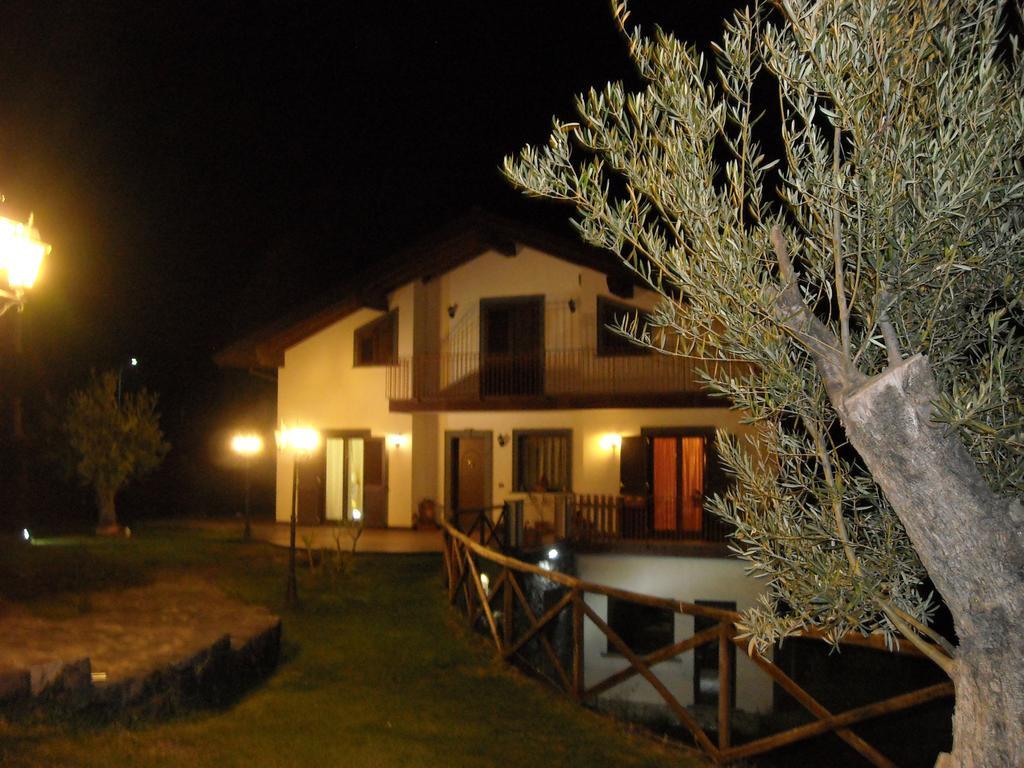 Aurora Dell'Etna Bed and Breakfast Zafferana Etnea Buitenkant foto