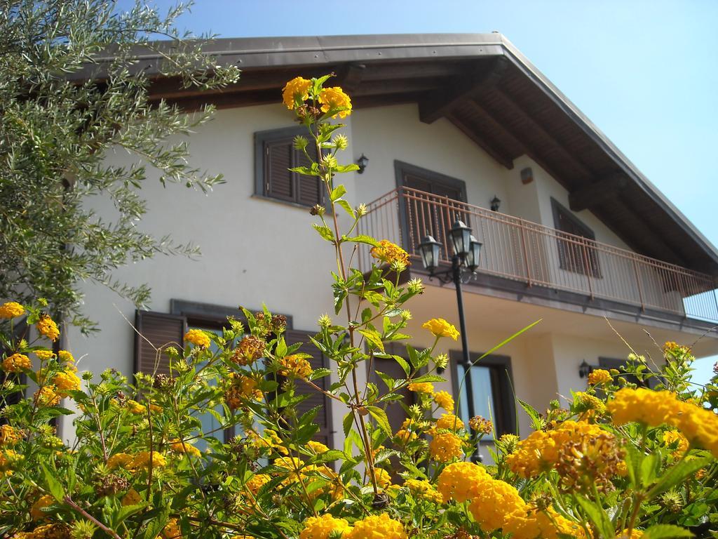 Aurora Dell'Etna Bed and Breakfast Zafferana Etnea Buitenkant foto